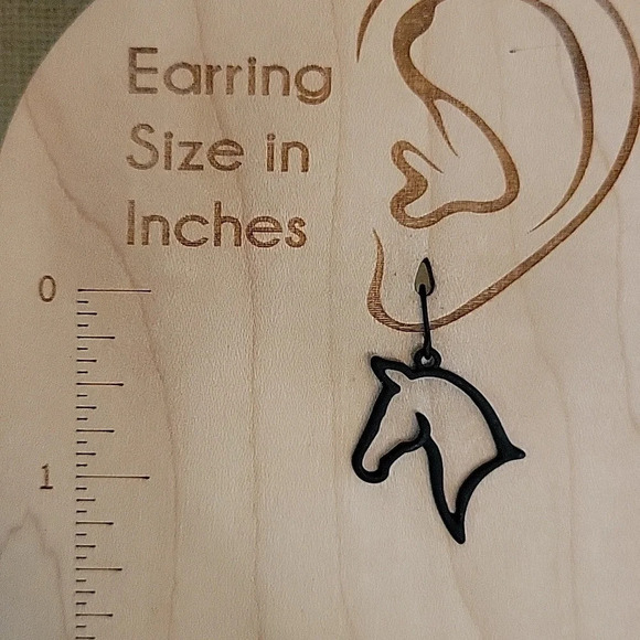 HORSE HEAD SILHOUETTE EARRINGS - Picture 6 of 7